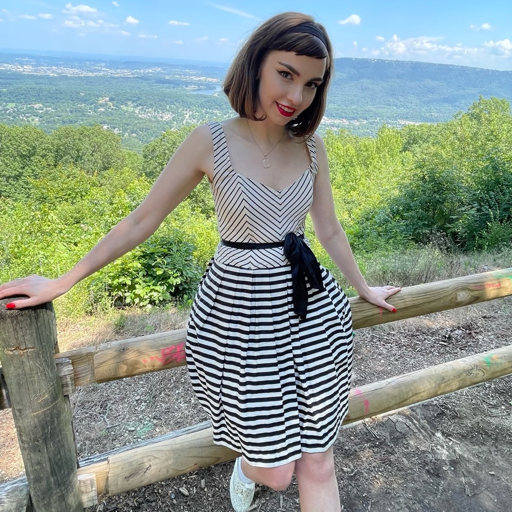 Meet your Posher, Alyssa